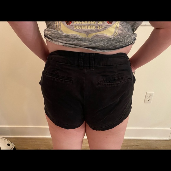 Gap Clip Pixie Shorts - Picture 3 of 6